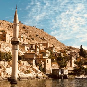 enes-aktas-tR05vRFVa-4-unsplash